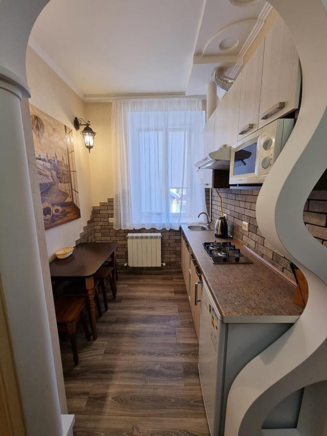 Apartment Petropavlivska тиха вуличка в центрі старого міста *